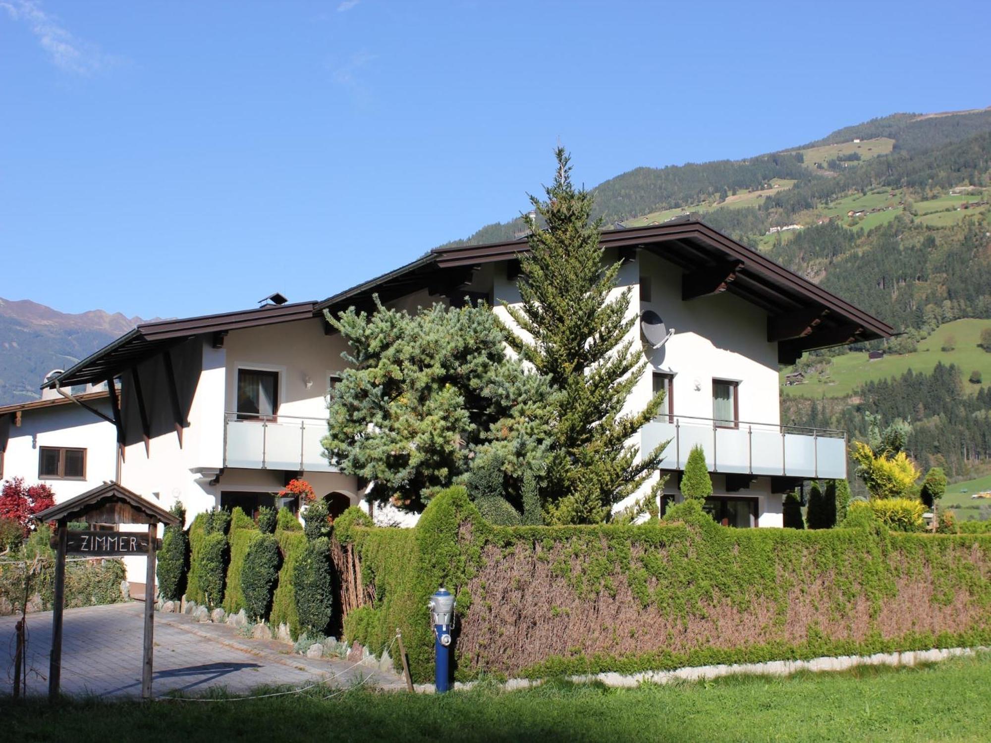 Cozy Apartment In Aschau Im Zillertal Near Ski Lift מראה חיצוני תמונה