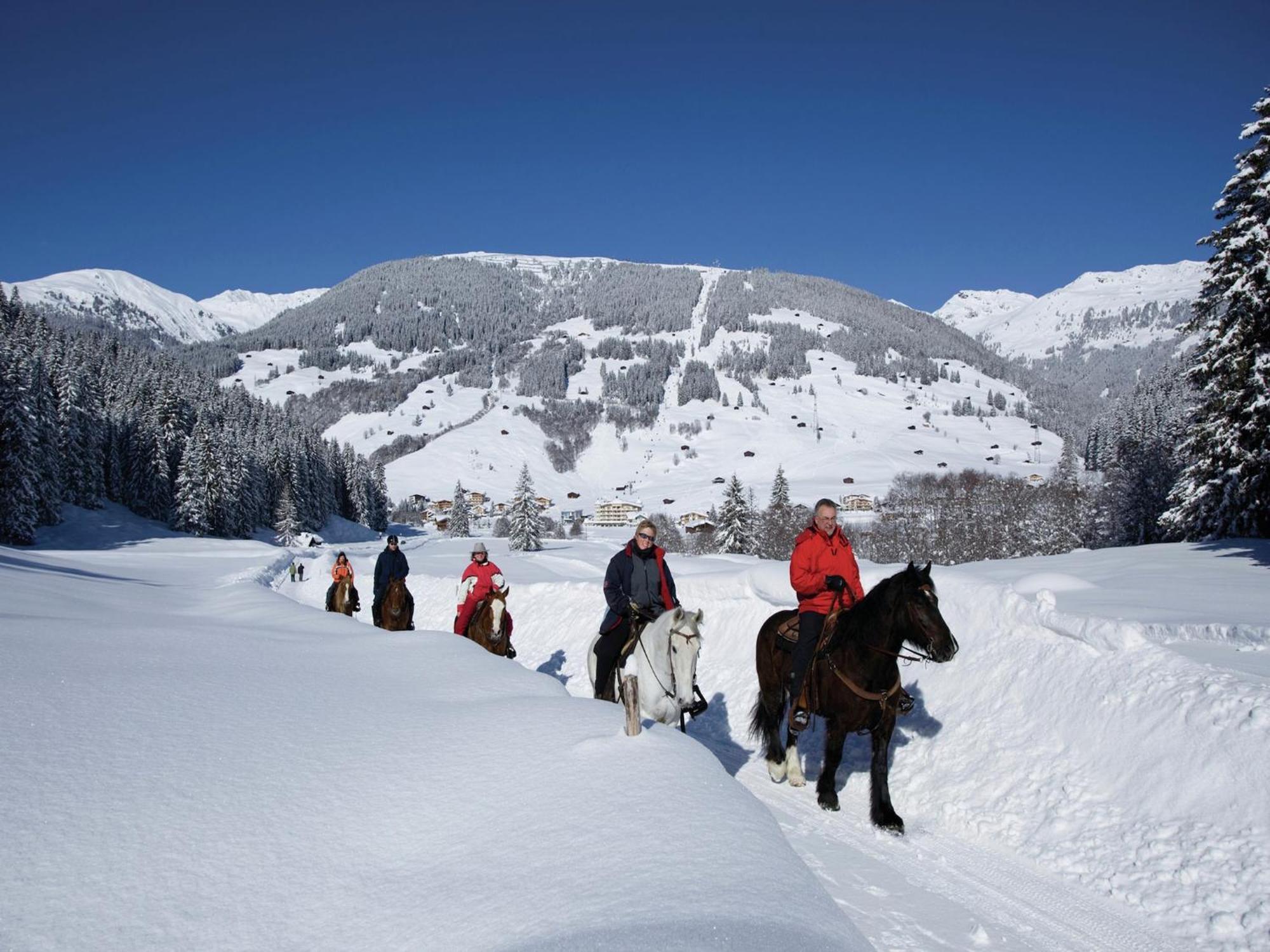 Cozy Apartment In Aschau Im Zillertal Near Ski Lift מראה חיצוני תמונה
