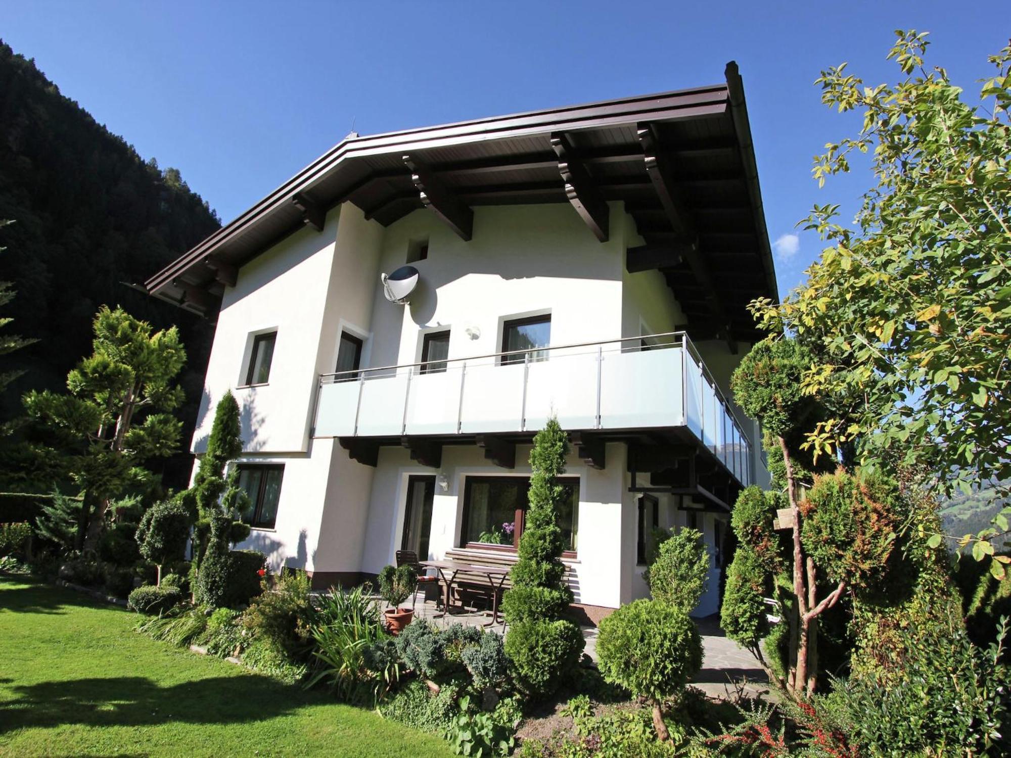 Cozy Apartment In Aschau Im Zillertal Near Ski Lift מראה חיצוני תמונה